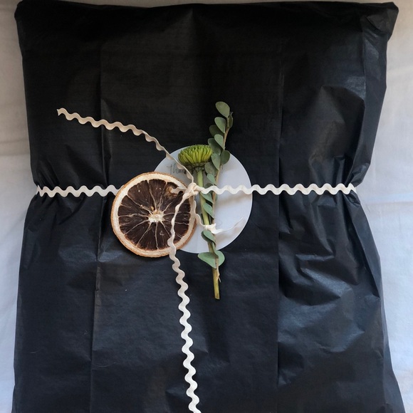 Meet your Posher, Aless - Picture 2 of 6